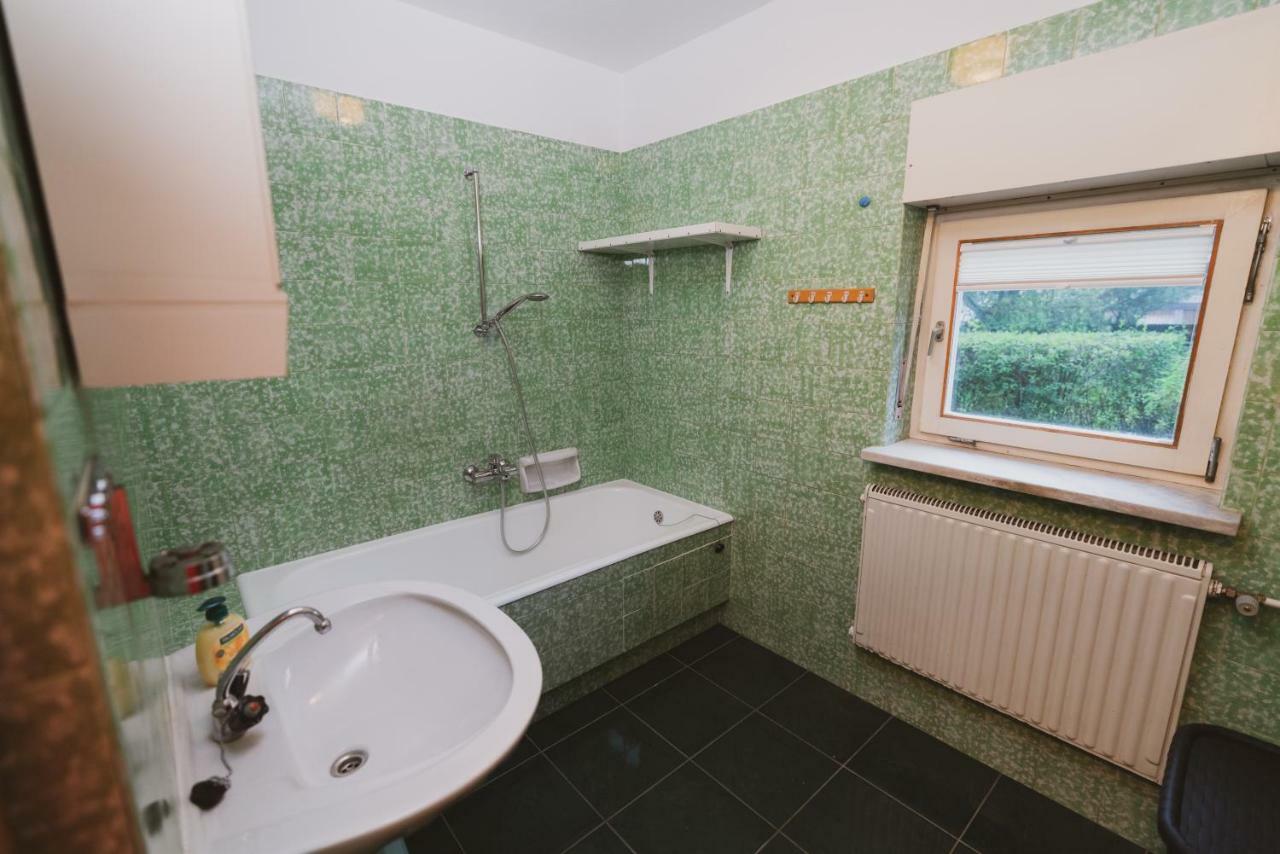 Apartmaji Retro Spodnje Gorje المظهر الخارجي الصورة